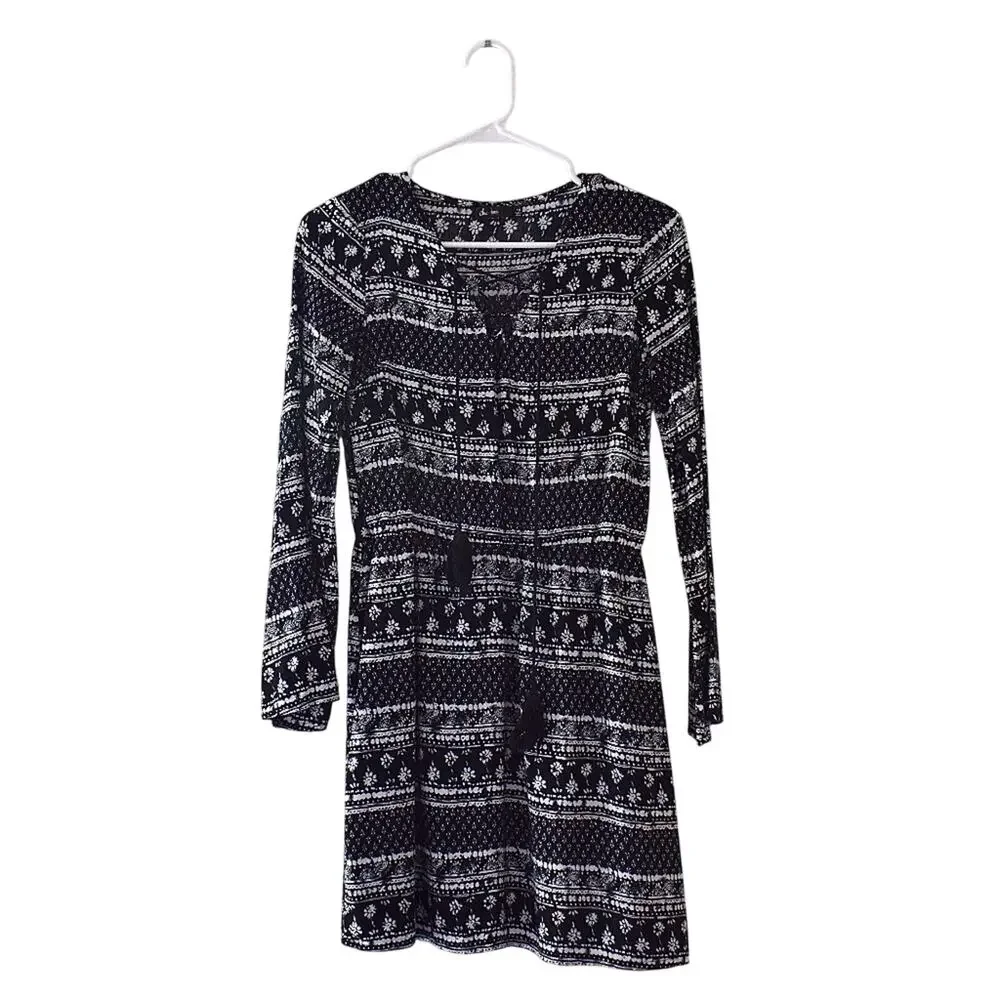 10- Chicaboom Black and White Patterned Dress